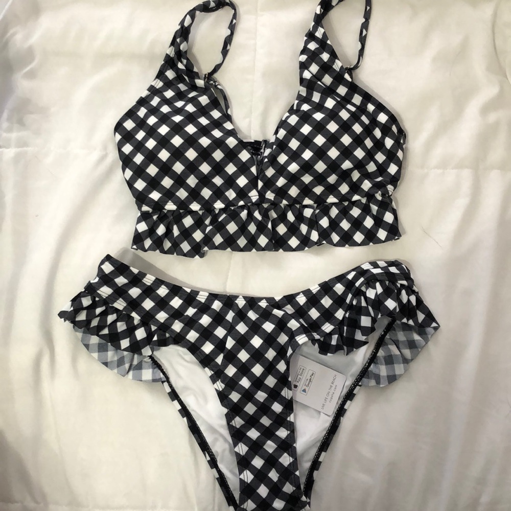 Cupshe Black and White Bikini